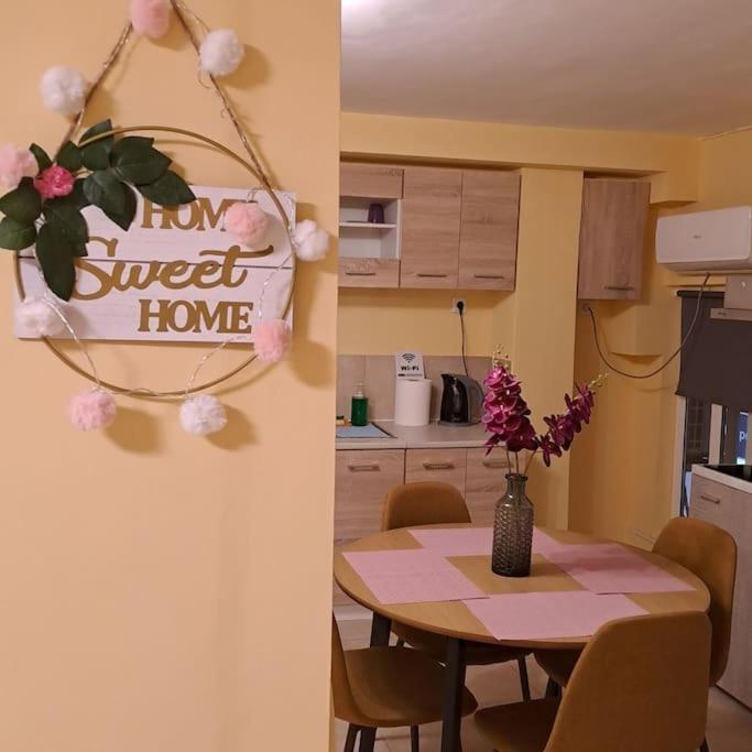 Zenia Home 1 Στην Καρδιά Της Πάτρας מראה חיצוני תמונה